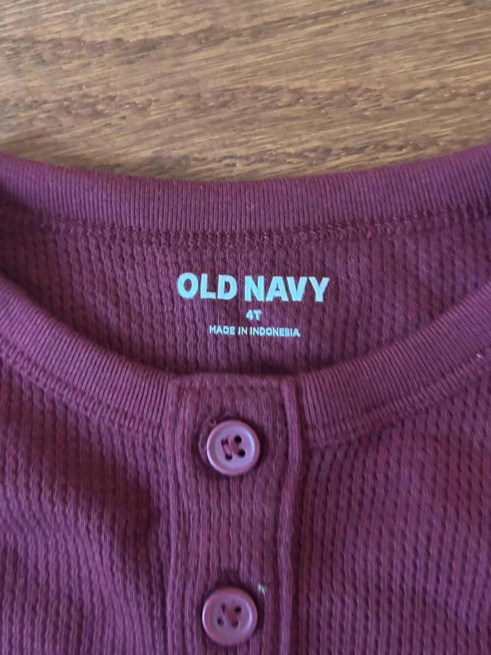 NWT Old Navy Long-Sleeve Thermal Knit Henley T-Shirt Toddler Boys Size 4T New
